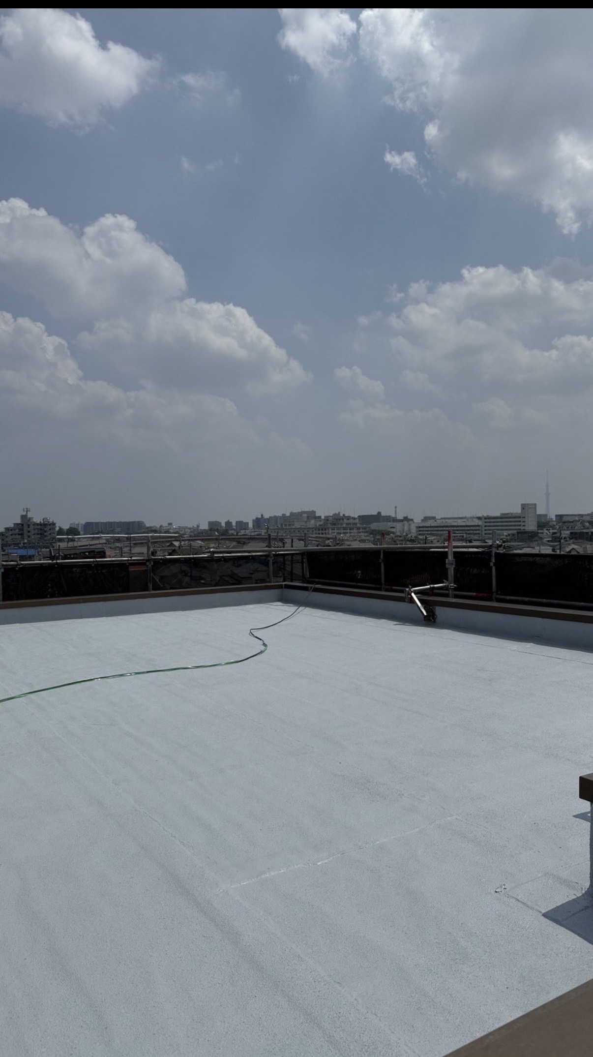 屋上防水紫外線で色あせていませんか？